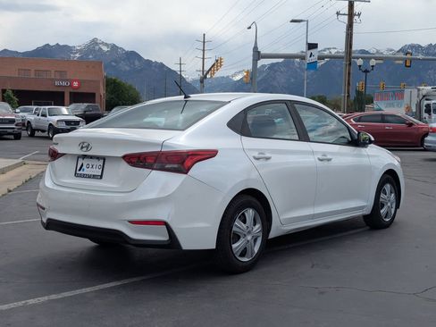 Used 2018 Hyundai Accent SE FWD image 4