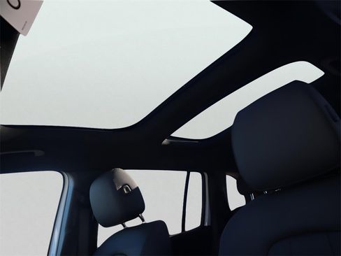 New 2026 Mercedes-Benz GLB 250 4MATIC image 49