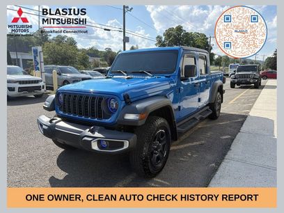 Used 2024 Jeep Gladiator Sport
