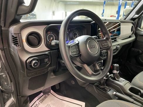 Used 2024 Jeep Wrangler Sport AWD/4WD image 21