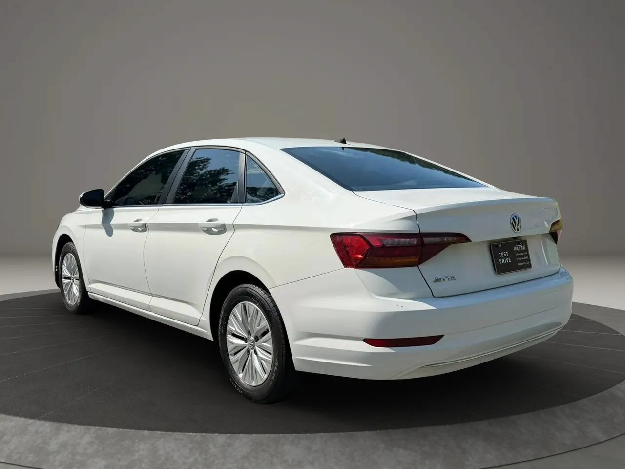 Used 2019 Volkswagen Jetta S w/ Driver Assistance Package FWD image 4