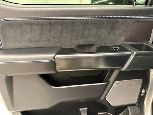 Certified 2025 Ford F150 Platinum w/ FX4 Off-Road Package image 25