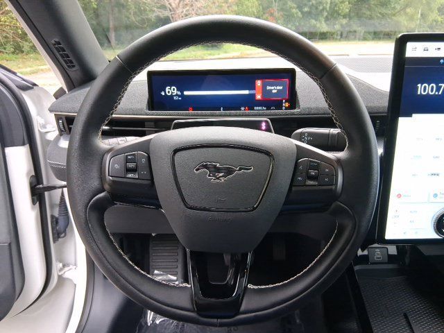 Used 2025 Ford Mustang Mach-E GT AWD/4WD image 15