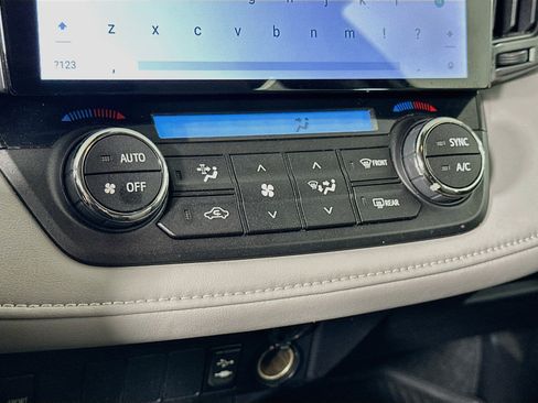 Used 2018 Toyota RAV4 XLE w/ Plus Extra Value Package AWD/4WD image 23