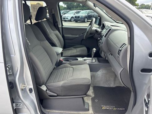 Used 2018 Nissan Frontier SV RWD image 22