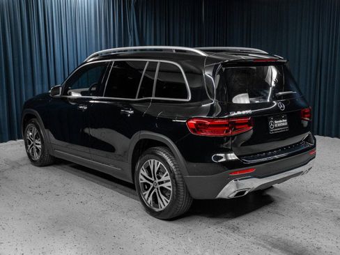 New 2025 Mercedes-Benz GLB 250 image 9
