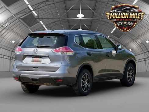 Used 2016 Nissan Rogue S AWD/4WD image 9