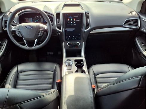 Used 2024 Ford Edge SEL w/ Convenience Package AWD/4WD image 11