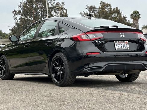 Used 2025 Honda Civic Sport image 6