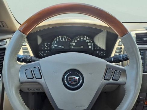 Used 2005 Cadillac XLR RWD image 10