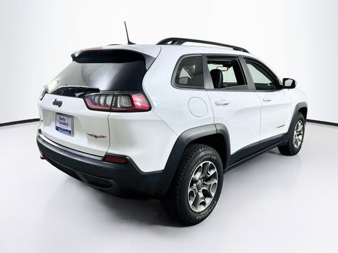 Used 2022 Jeep Cherokee Trailhawk w/ Comfort/Convenience Group AWD/4WD image 5