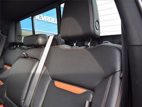 Used 2020 GMC Sierra 2500 AT4 w/ AT4 Premium Package image 34