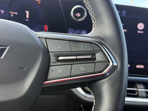 Used 2025 Chevrolet Equinox EV LT w/ Convenience Package image 22