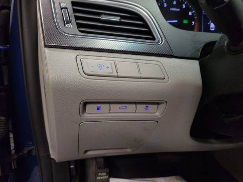 Used 2017 Hyundai Sonata Sport w/ Value Edition Package 02 image 24