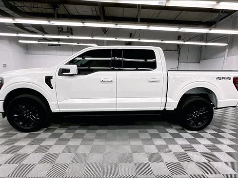 Used 2025 Ford F150 Lariat AWD/4WD image 14