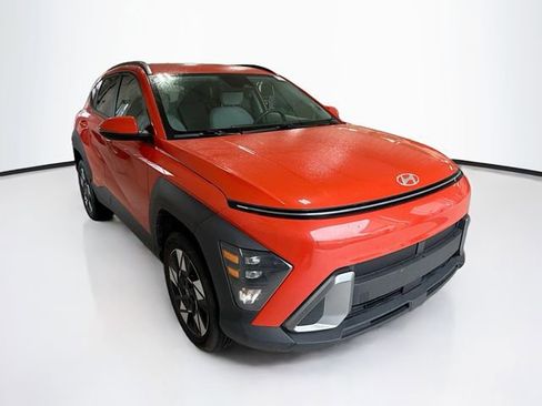 Used 2024 Hyundai Kona SEL image 11