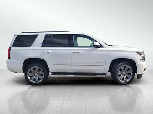 Used 2017 Chevrolet Tahoe LT w/ LT Signature Package image 3