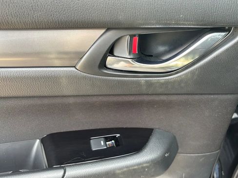 Used 2018 MAZDA CX-5 Sport w/ I-ACTIVSENSE Package image 29