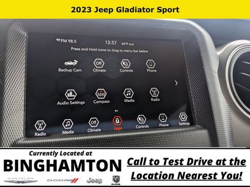 Used 2023 Jeep Gladiator Sport AWD/4WD image 18