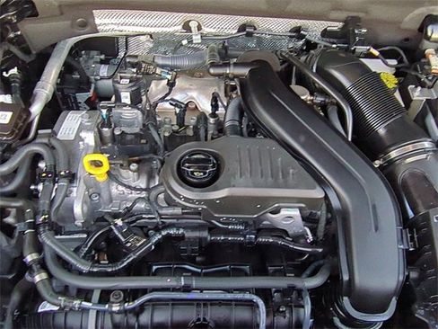 Used 2023 Volkswagen Taos SE image 22