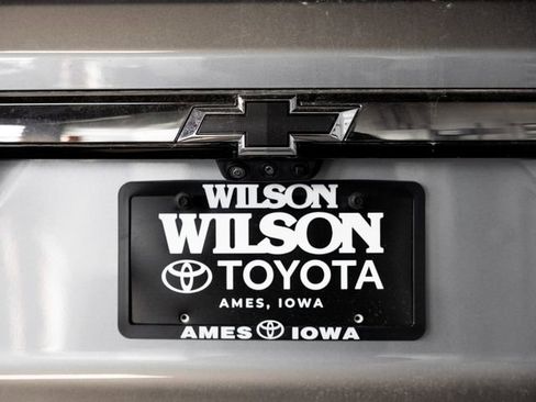 Used 2023 Chevrolet Traverse RS image 5