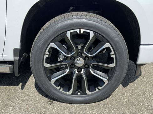 New 2026 Chevrolet Silverado 1500 High Country AWD/4WD image 26