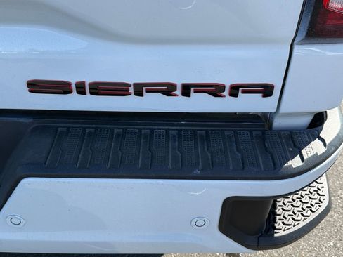 Used 2025 GMC Sierra 1500 Elevation w/ Preferred Package AWD/4WD image 36