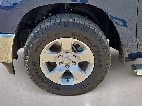 Used 2023 RAM 1500 Big Horn AWD/4WD image 10