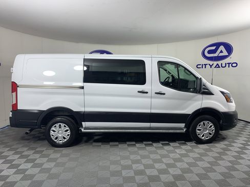 Used 2025 Ford Transit 250 Low Roof w/ Exterior Upgrade Package RWD image 2