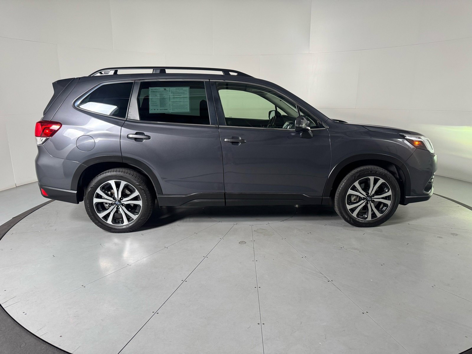 Certified 2023 Subaru Forester Limited AWD/4WD image 6