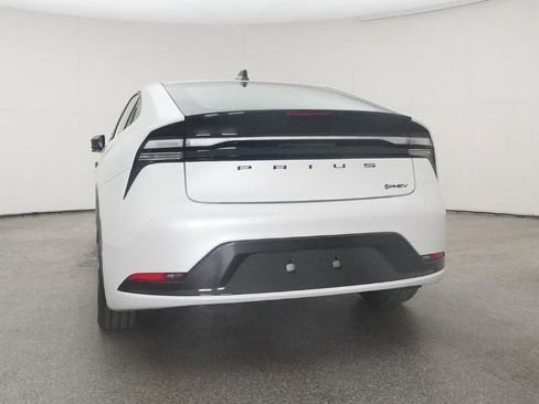 New 2026 Toyota Prius Plug-In Hybrid image 15