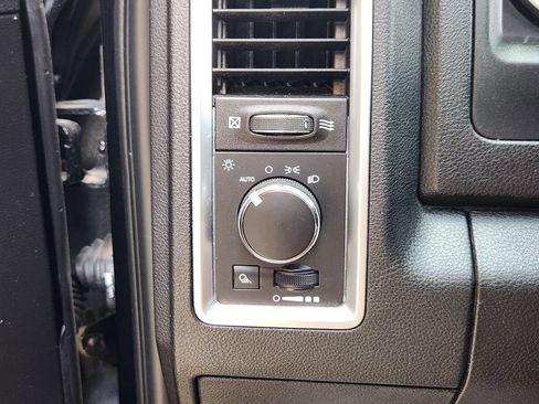 Used 2021 RAM 1500 Warlock AWD/4WD image 20