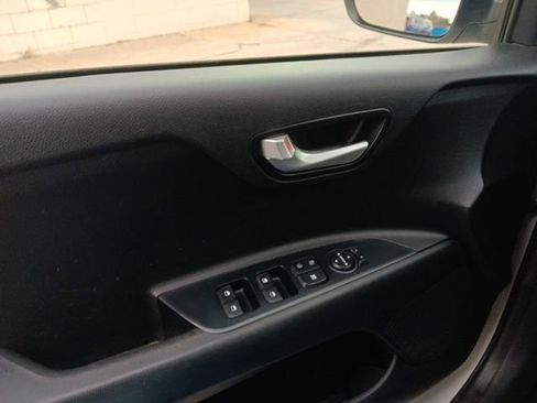 Used 2019 Kia Rio S image 15