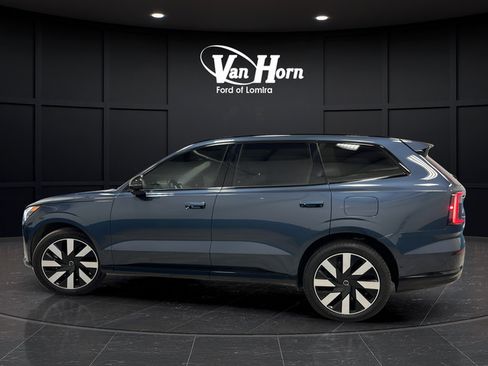 Used 2025 Volvo EX90 Ultra AWD/4WD image 6
