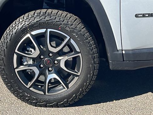 New 2026 Jeep Compass Trailhawk image 9
