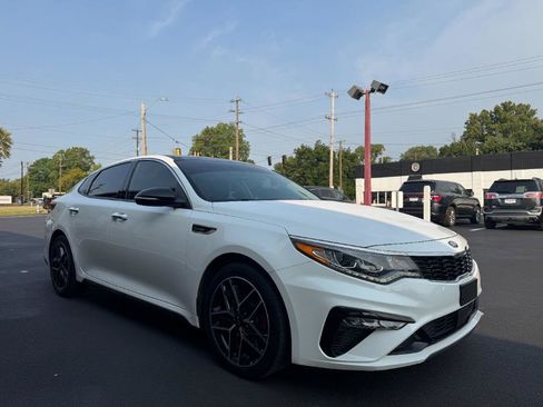 Used 2020 Kia Optima SX image 12