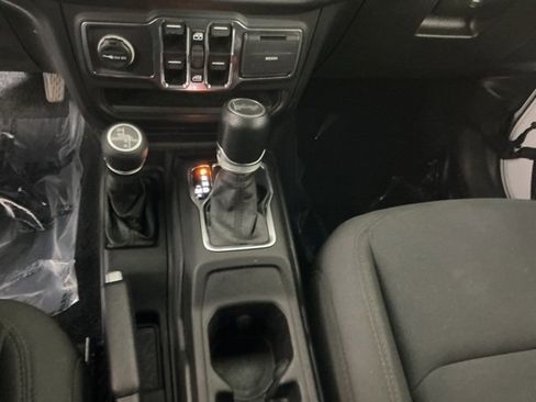 Used 2021 Jeep Wrangler Unlimited Sport S w/ Sun And Sound Package image 19