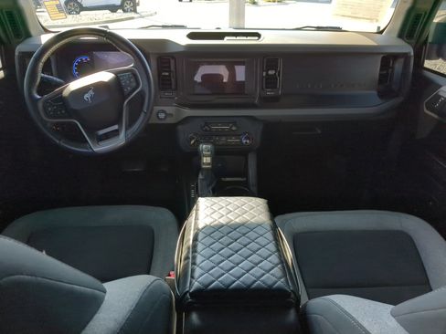 Used 2022 Ford Bronco Big Bend image 13