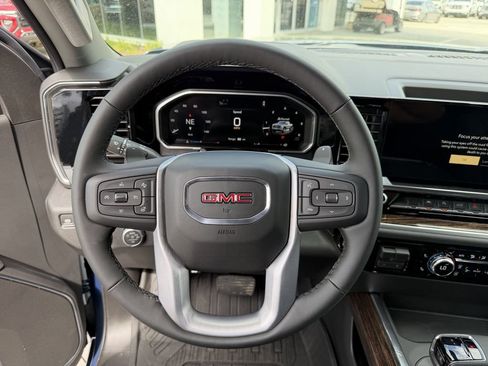 New 2026 GMC Sierra 1500 Elevation image 25