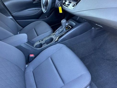 Used 2024 Toyota Corolla LE FWD image 17