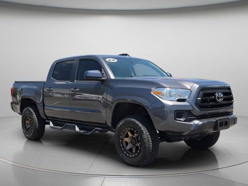 Used 2022 Toyota Tacoma SR w/ SR Convenience Package RWD image 8