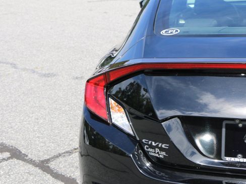 Used 2020 Honda Civic LX image 6