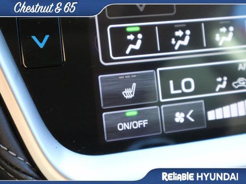 Used 2025 Subaru Outback Premium w/ Popular Package #1A AWD/4WD image 37