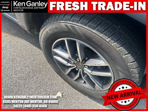 Used 2019 Jeep Grand Cherokee Limited AWD/4WD image 10