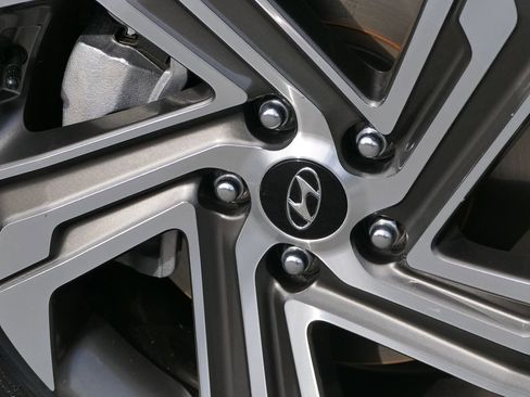 Certified 2023 Hyundai Santa Fe SEL AWD/4WD image 11
