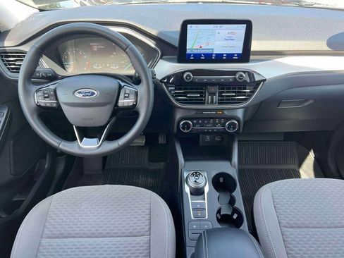 Used 2022 Ford Escape SE w/ SE Sport Appearance Package AWD/4WD image 15