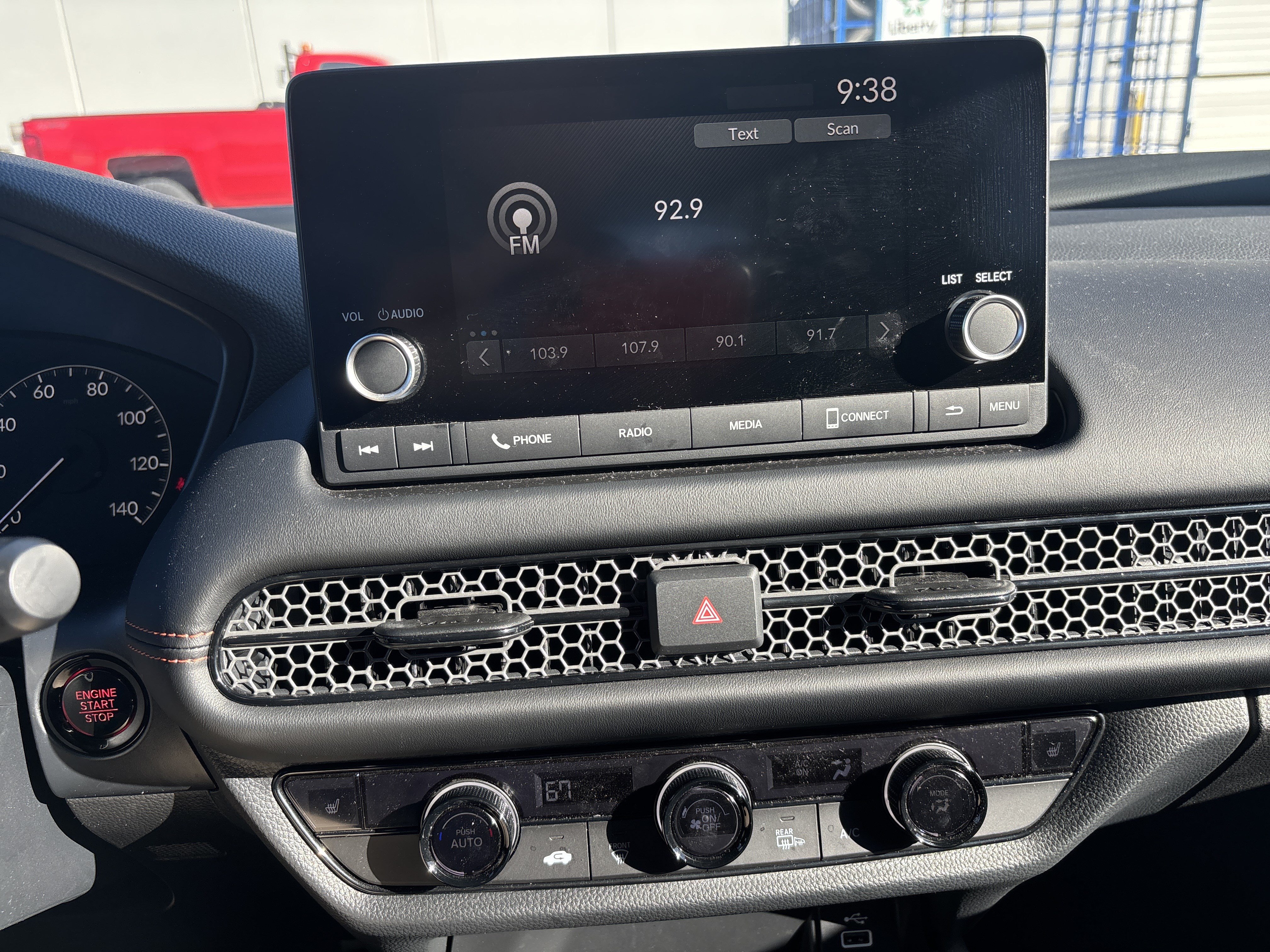 Used 2025 Honda HR-V Sport image 12