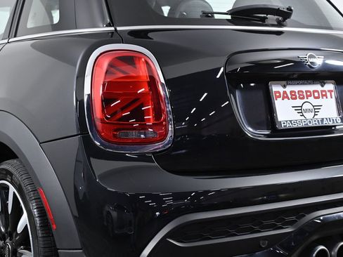 Certified 2024 MINI Cooper S image 8