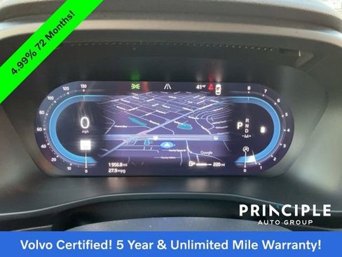 Certified 2025 Volvo XC40 B5 Core image 16