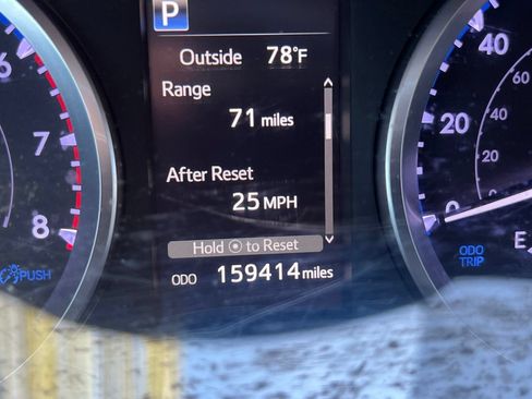 Used 2019 Toyota Highlander LE FWD image 17